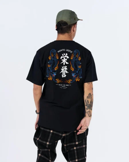 Camiseta  Estampada Fire - Preta